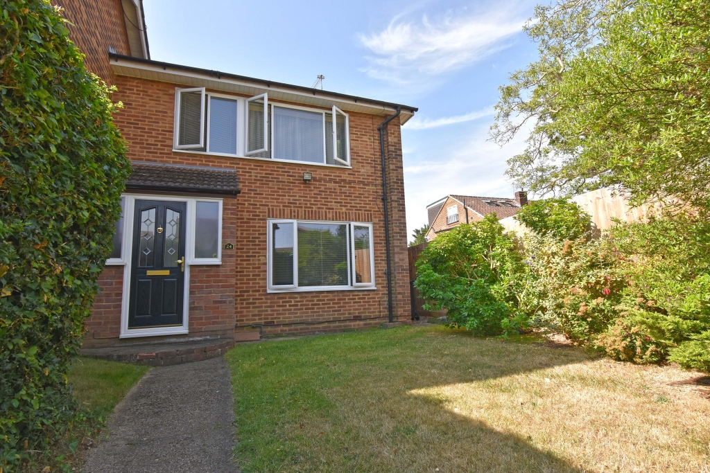 Bell Lane, Broxbourne, Hertfordshire, EN10 7HH Jean Hennighan Properties