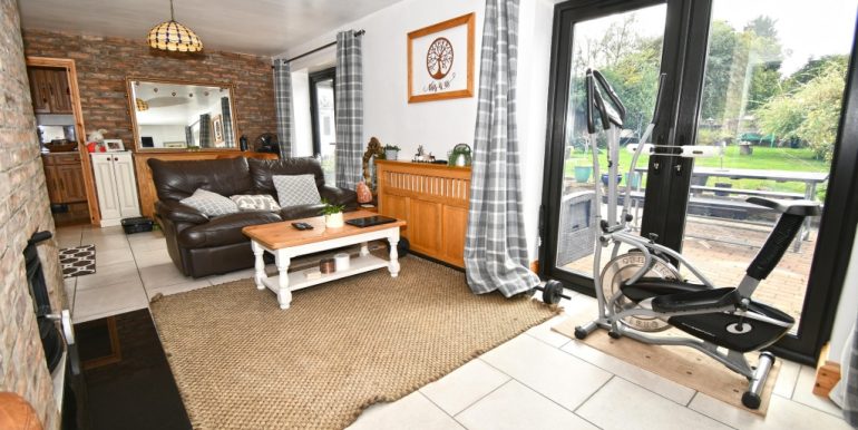 Family Room 2 of 3_1024x683