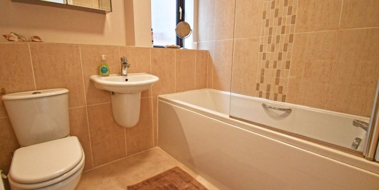 Family Bathroom_1024x683