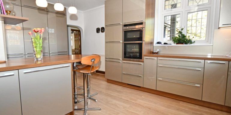 Kitchen 3 of 3 (JHP Website)