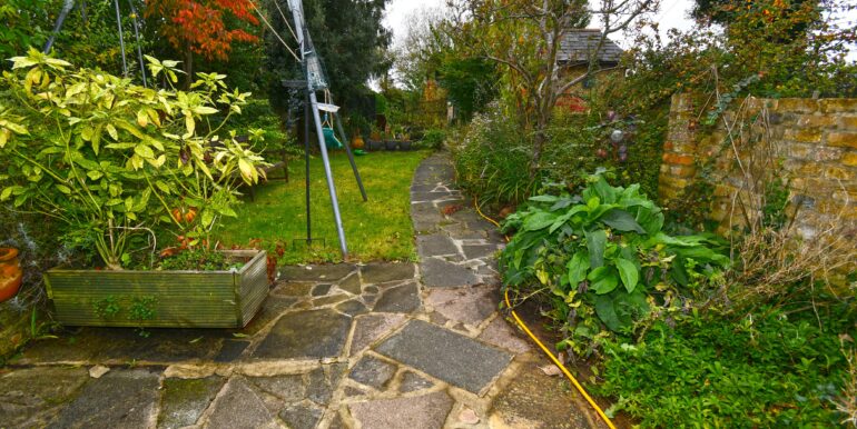 Garden 1 of 3
