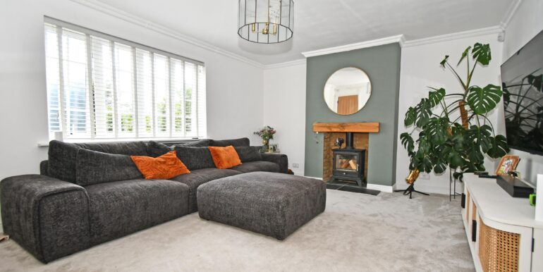 Sitting Room 2 of 3