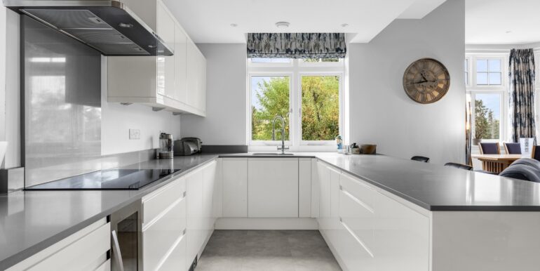 Kitchen 1 of 2